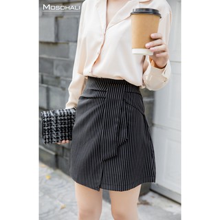 chân váy zip kẻ đen vạt gập