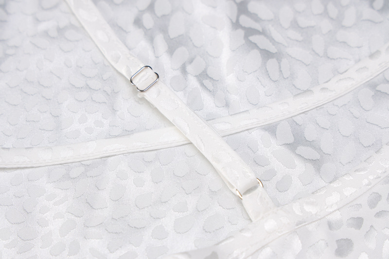 Đầm dài 2 dây hở lưng in họa tiết da báo quyến rũ cho nữ | BigBuy360 - bigbuy360.vn