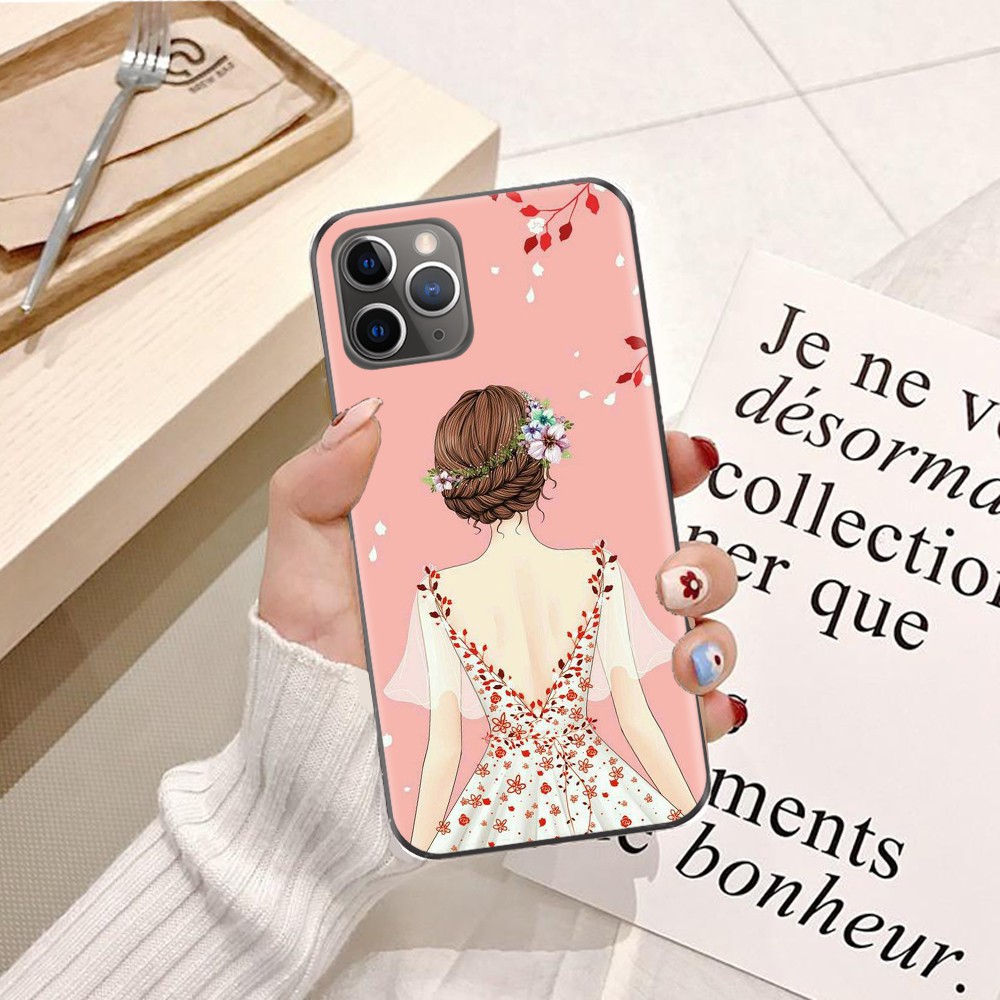 Ốp lưng iPhone 7Plus/ 8 Plus Silicon dẻo hình Phía Sau Cô Gái