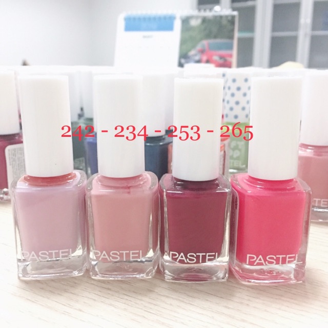 Sơn móng tay Pastel