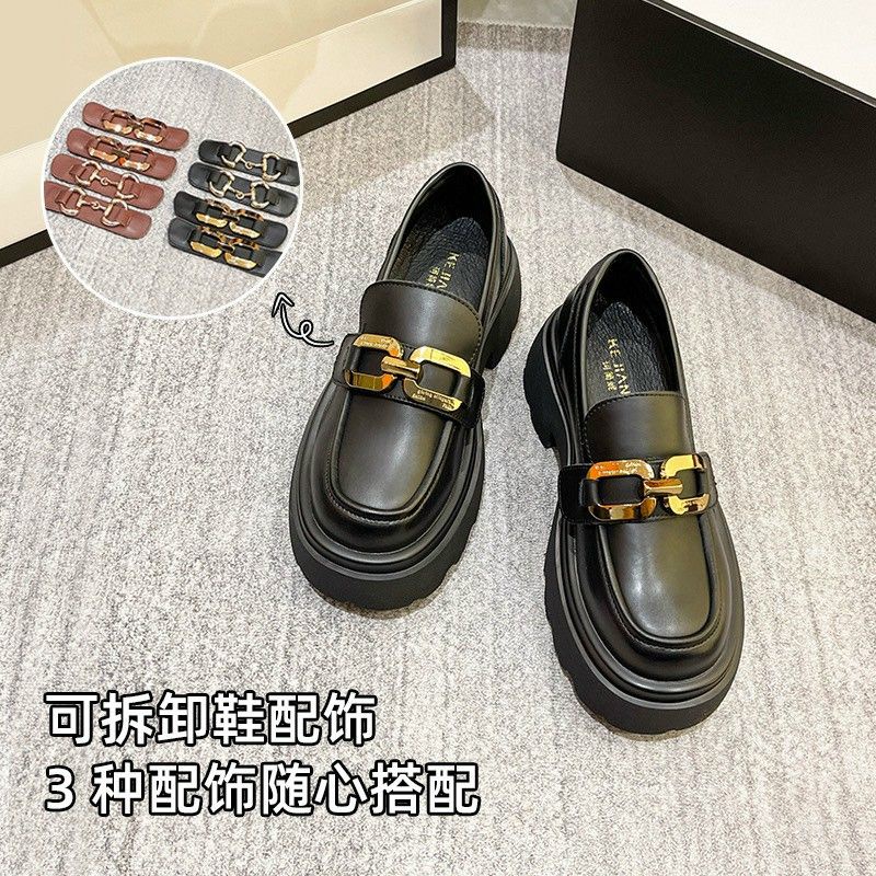 giày slip on da lỳ cá tính xích vàng