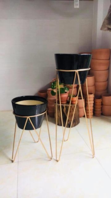 Giá đỡ chậu