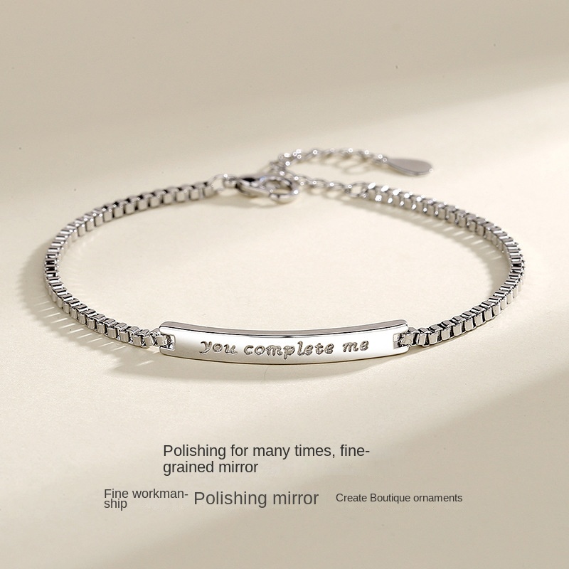 Vòng Đeo Tay Cặp Đôi In Chữ You Make Me Complete White Thời Trang