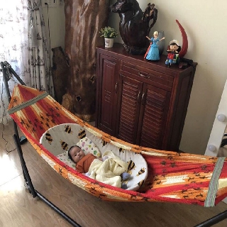 Nệm lót nôi cho bé