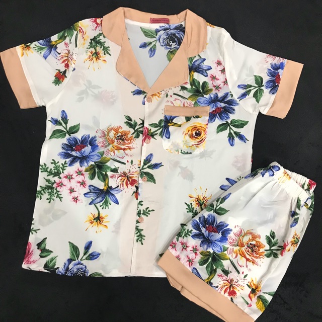 [ ẢNH THẬT] Pijama lụa Hoa đùi | BigBuy360 - bigbuy360.vn