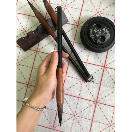 BÚT LÔNG THƯ PHÁP - BÚT LÔNG CHỒN THUỶ ĐIÊU VƯƠNG