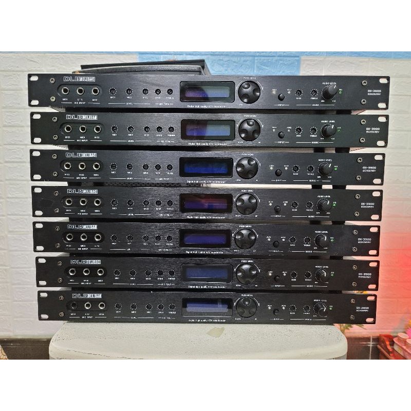 vang cơ lai số dx 3900, siêu chống hú, có reverb, bao hay