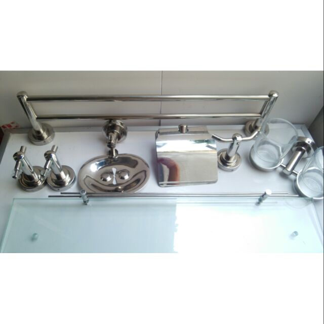 Bộ phụ kiện phòng tắm inox Việt Nam