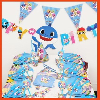 Trang trí bàn tiệc sinh nhật chủ đề Baby Shark
