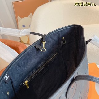 Túi Xách Da Louis Vuitton Phong Cách Thể Thao Sang Trọng Cho Nam Nữ