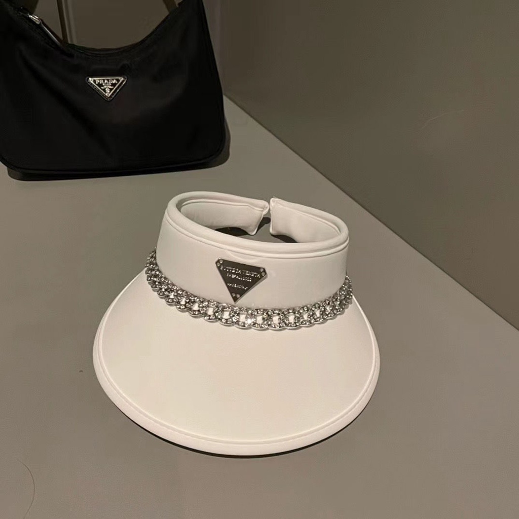 Mũ Chống Nắng Phối Dây Xích Thời Trang Đi Biển Dành Cho Nữ