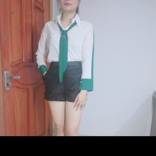 Áo sơ mi cổ nơ