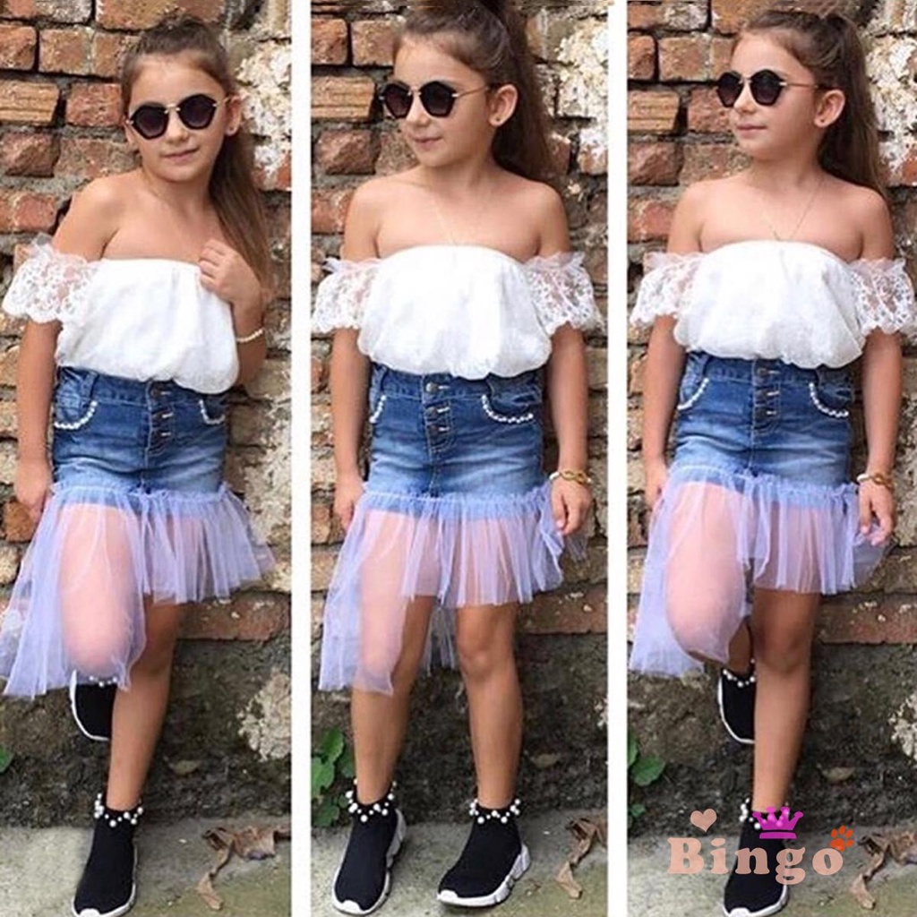 Bộ đồ 2 món áo croptop trễ vai phối ren + Chân váy jean thiết kế độc đáo thời trang cho bé gái