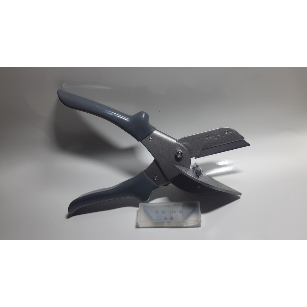 Kéo cắt zoang ( doăng - ron) tủ lạnh kèm 10 lưỡi dao sơ cua