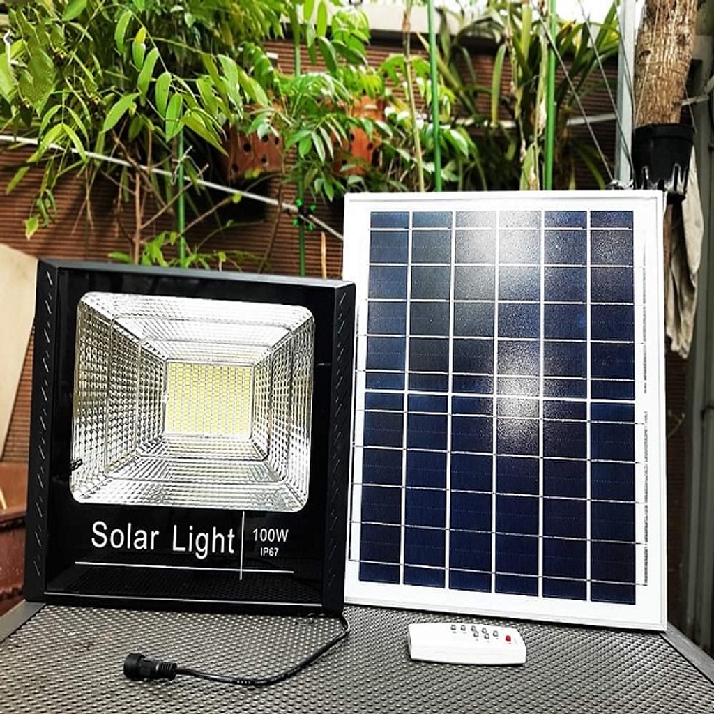 Đèn năng lượng mặt trời 60w 100w 200w 300w điều khiển hồng ngoại - Sạc đa năng, chống nước giá rẻ