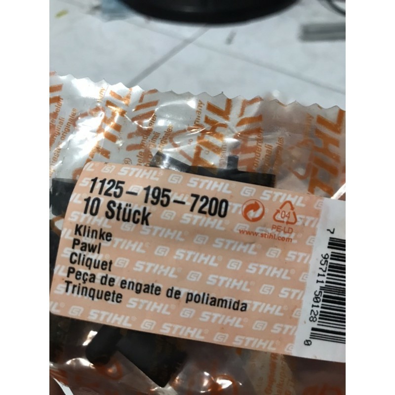 Chó bung chụp giật máy cưa xích MS 170/180/250/361/382/230/023/025 hàng chính hãng STIHL