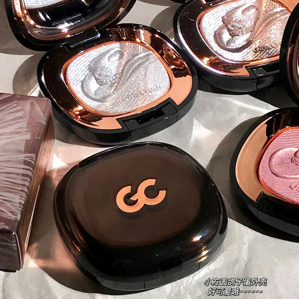 Phấn Bắt Sáng Cô Gái Rush Wild Focusing Highlighter