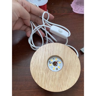 Đế gỗ có công tắc và đèn Lead