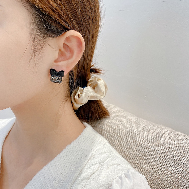 Bông Tai Bạc s925 Đính Nơ Màu Đen Phong Cách Hàn Quốc Thời Trang Cho Nữ