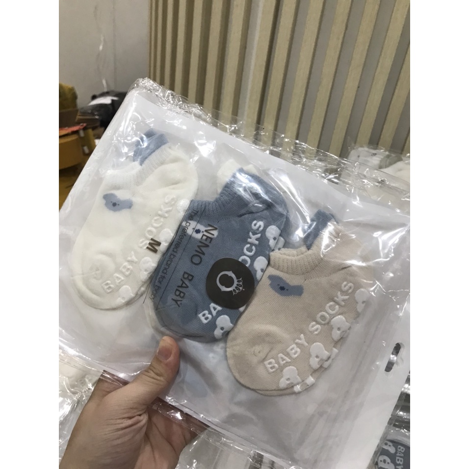 Set 3 đôi Tất vớ chống trơn bé trai bé gái nhiều hình dễ thương NEMO BABY chất vải thoáng khí