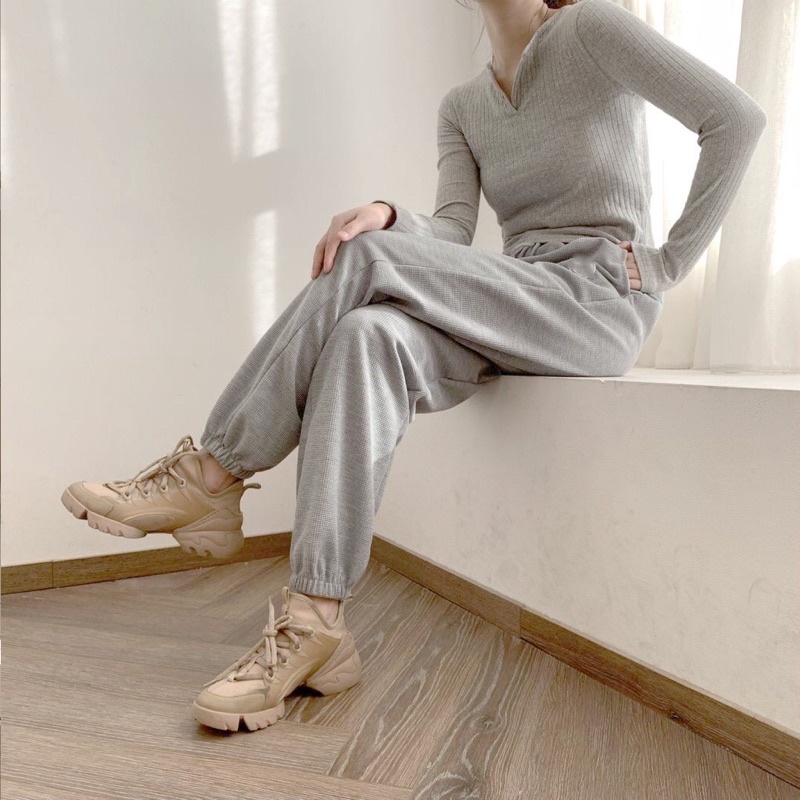 Quần jogger nữ ống rộng chun gấu