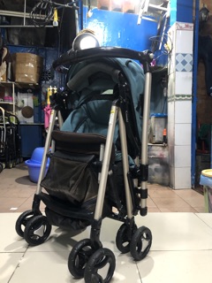 Xe đẩy 2 chiều Combi Ricco