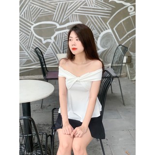 Áo trễ vai