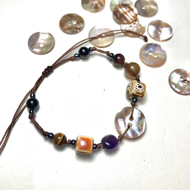 CHIẾC CÚC ÁO : vòng tay ,handmade,hạt cườm,thủ công