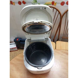 Nồi cơm điện cao tần Panasonic 1L