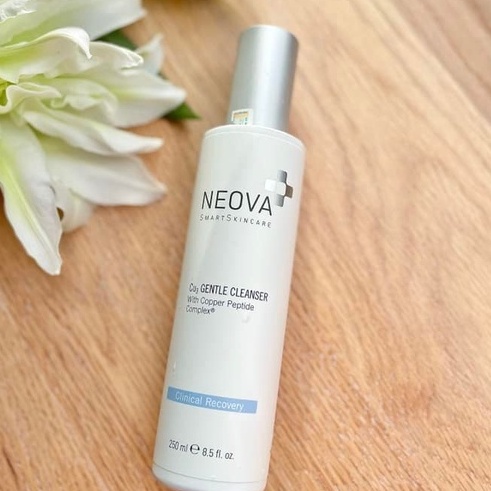 Sữa rửa mặt Gentle Cleanser