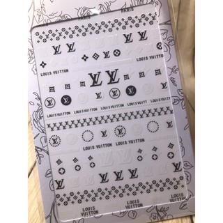 Hình dán móng lv đen trắng
