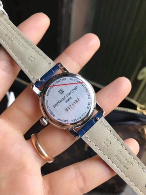 Đồng hồ nữ Frederique Constant dáng moonphase xanh sang chảnh