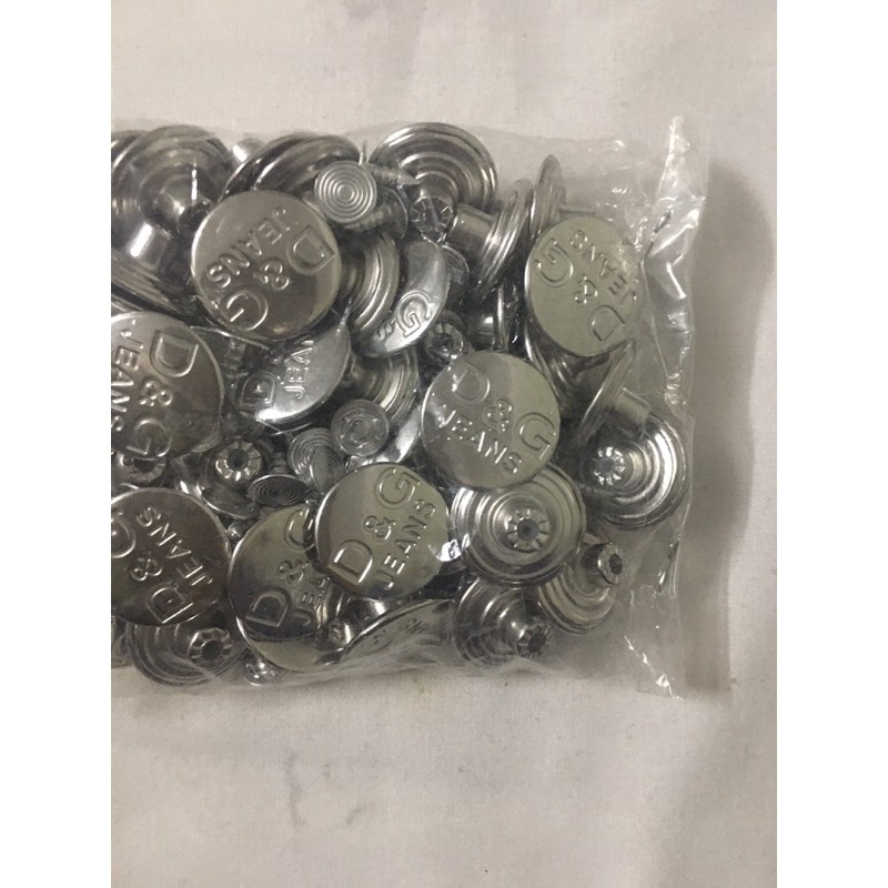 40 nút quần jean quần bò loại to bạn từ 1,5cm-2cm