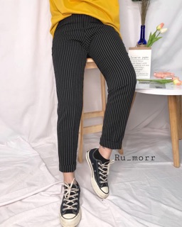 Quần baggy kẻ sọc