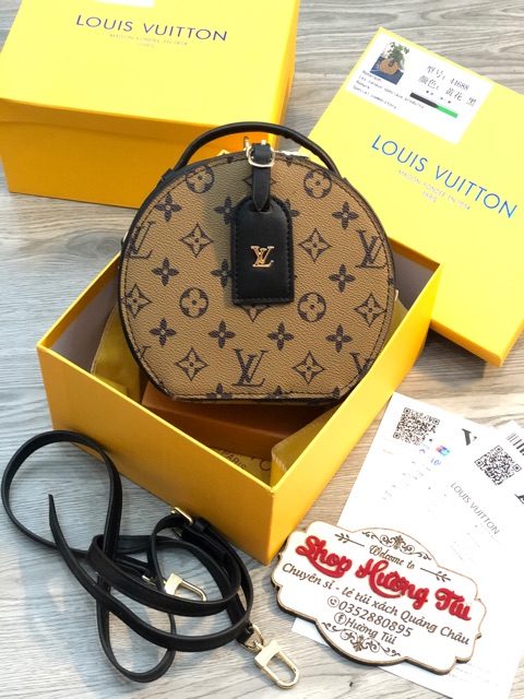 Túi dáng tròn xinh nguyên hộp size 18 bỏ vừa điện thoại plus | BigBuy360 - bigbuy360.vn