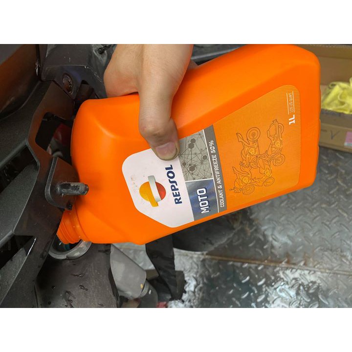 Nước làm mát Repsol