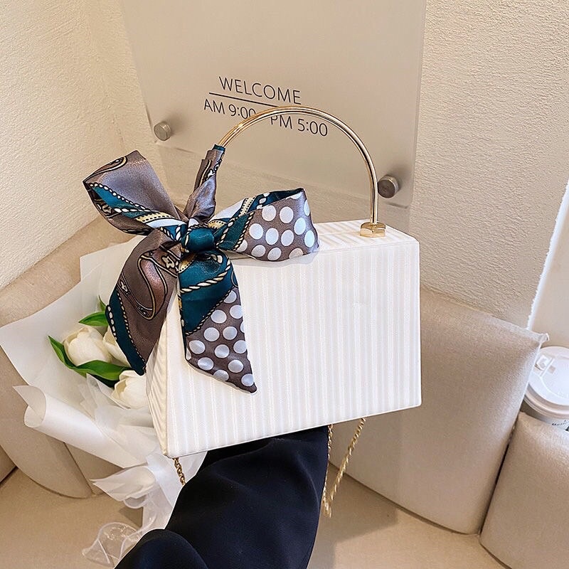 Túi đeo chéo túi cầm tay hình hộp kèm khăn siêu xinh