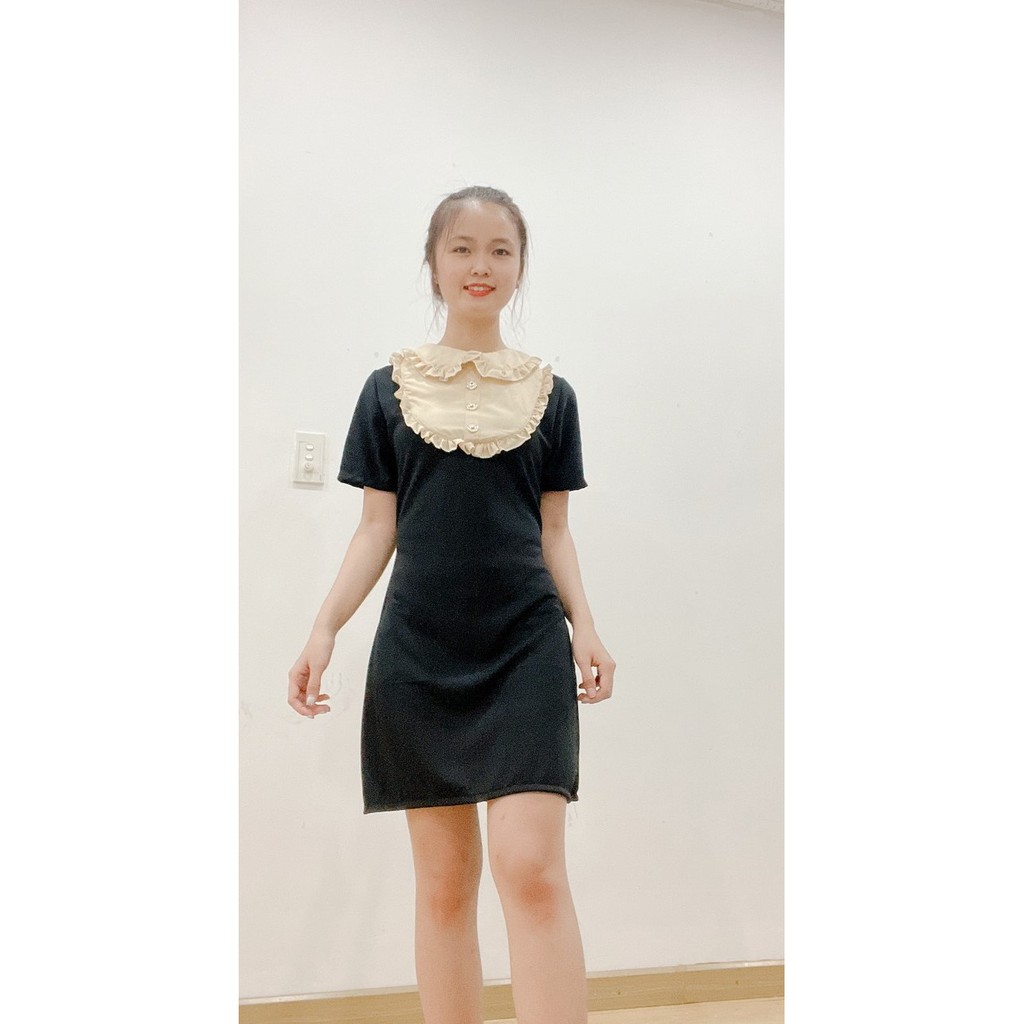 Đầm tiểu thư chất Umi màu đen phối ren cổ siêu dễ thương và sang trọng
