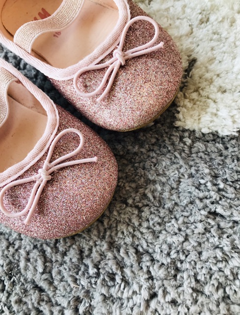 Giày búp bê nhũ HM cho bé gái