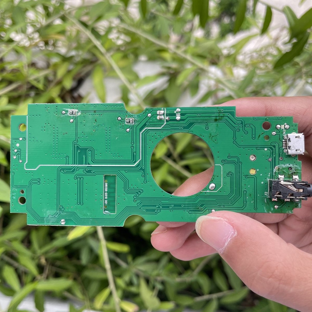 Mạch bluetooth ATS2805B công suất 2x7w bass khỏe, sử dụng pin 1s tiện chế cháo