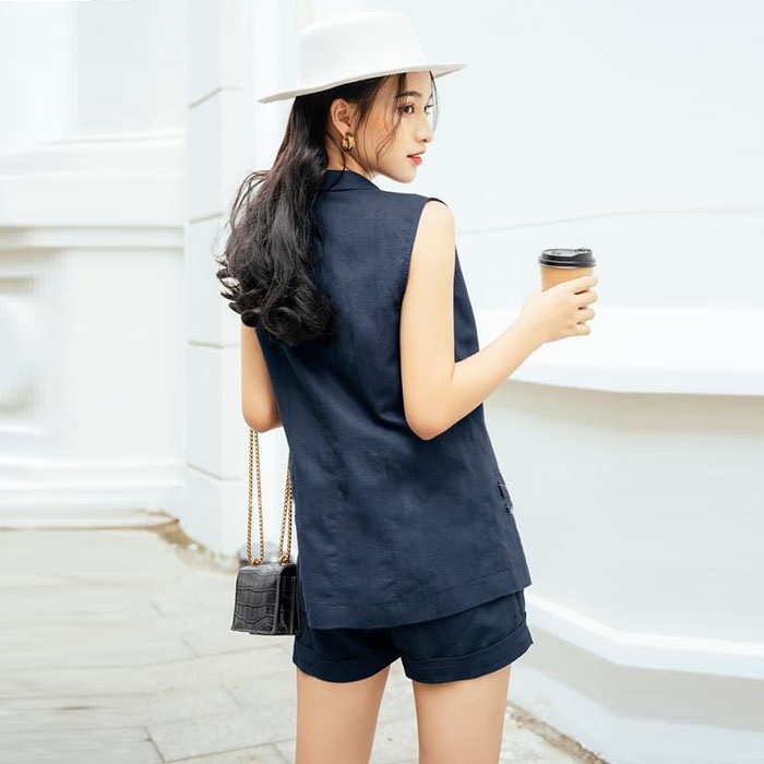 Set bộ linen áo vest ghile ve tròn kèm quần cộc trẻ trung - Xanh than