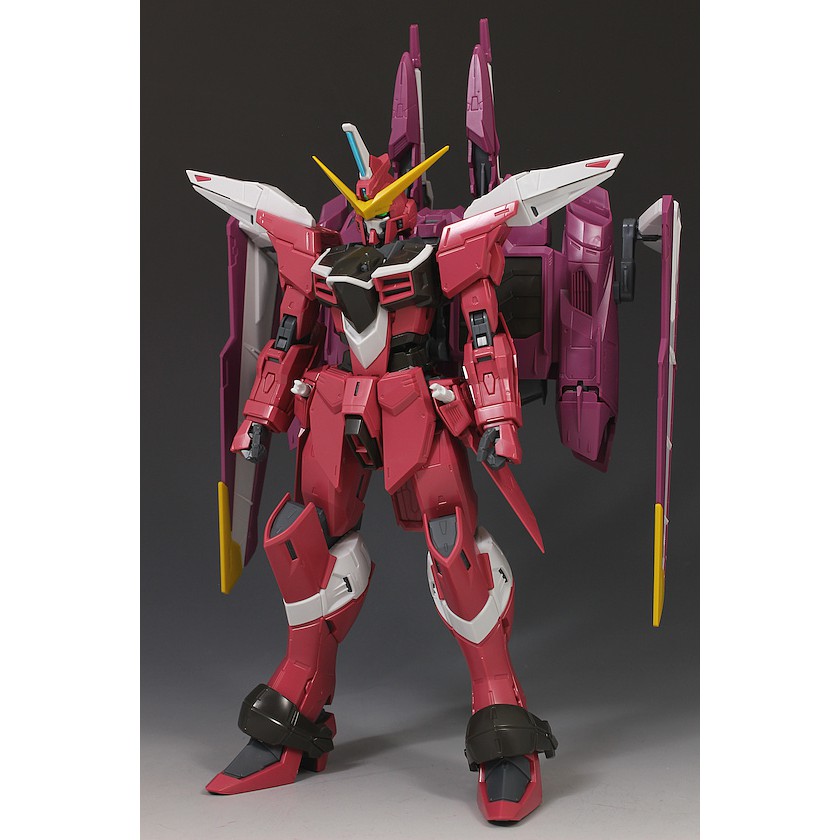 Mô hình lắp ráp Bandai MG 1/100 Justice Gundam
