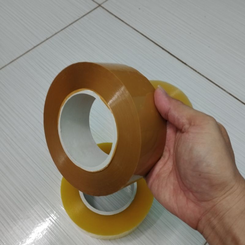 Băng dính 0.5kg lõi nhựa siêu mỏng