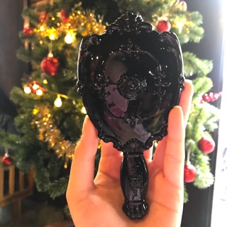 Gương anna sui