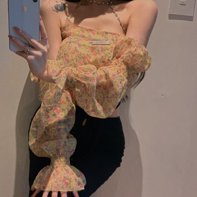 COZOK Áo Chiffon trễ vai tay dài hoạ tiết hoa nữ tính