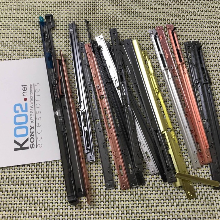 Bộ 2 thanh nẹp Sony XA Ultra  chính hãng Sony VN