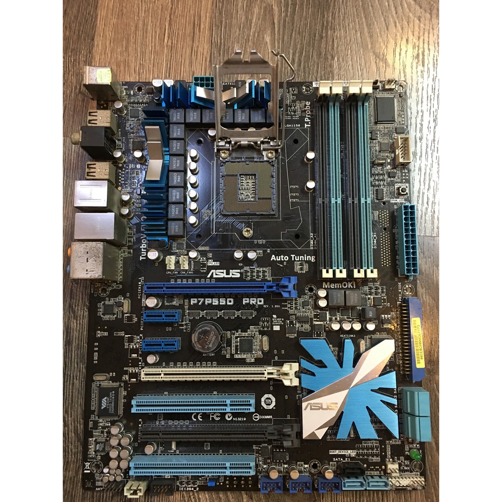 Bo mạch chủ Asus P7P55D Pro socket 1156