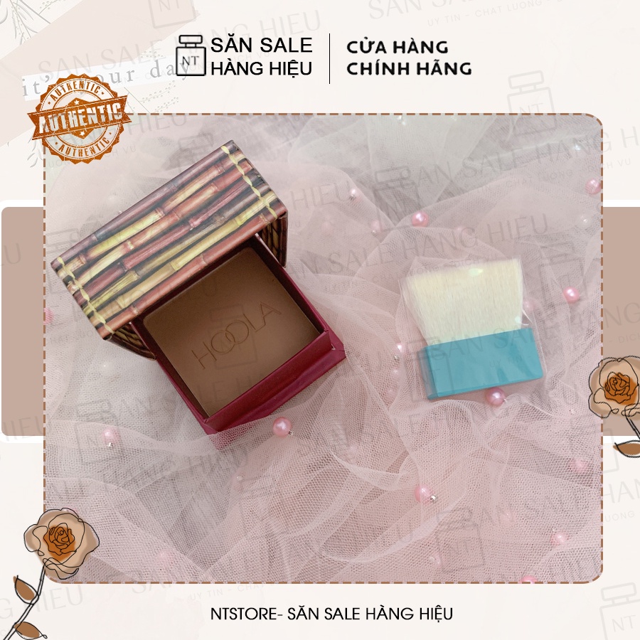 Phấn tạo khối Benefit Hoola Bronzer Deluxe kèm cọ