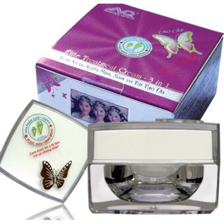 Kem con bướm Nguyễn Quách