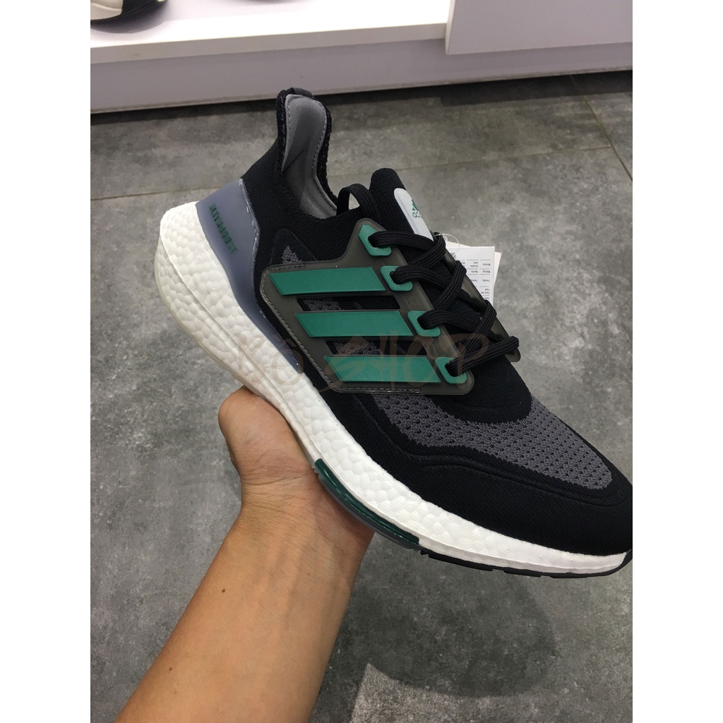 GIÀY THỂ THAO NAM NỮ ADIDAS ULTRA BOOST 21 CORE BLACK / SUB GREEN